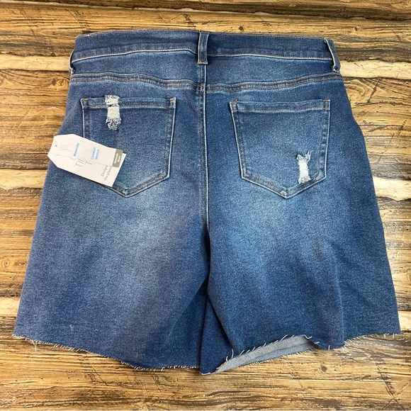 Time and Tru comfort stretch jean bermuda maternity shorts small (4-6) - Picture 6 of 8